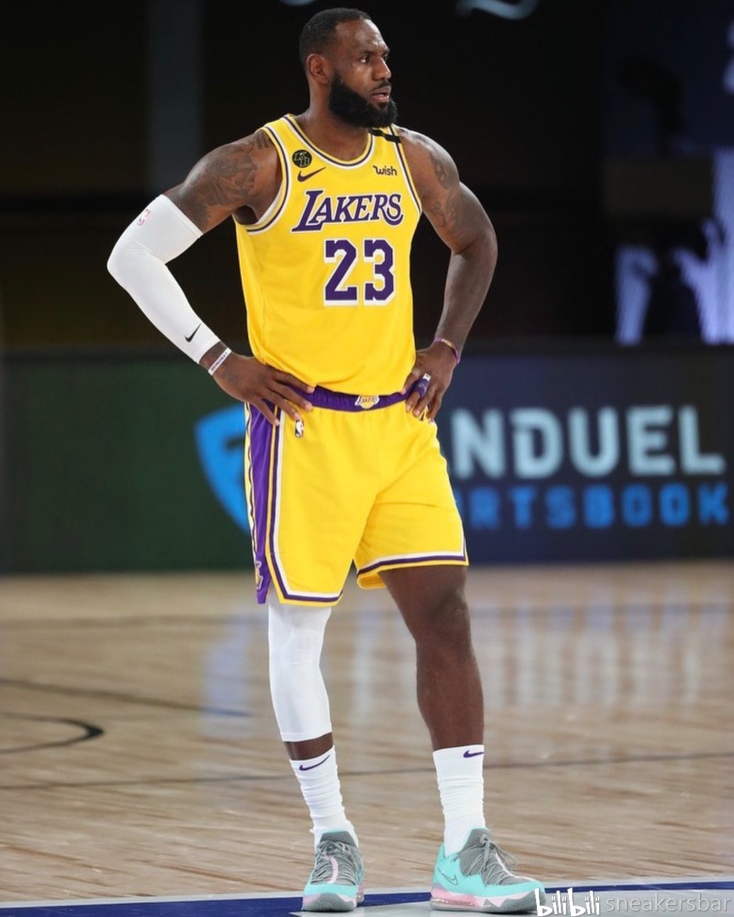 座舱舒适娱乐系统